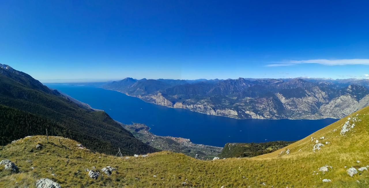 ホテル Rifugio Monte Baldo アーヴィオ エクステリア 写真