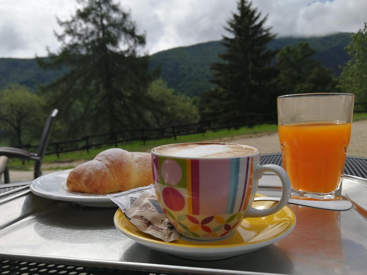 ホテル Rifugio Monte Baldo アーヴィオ エクステリア 写真